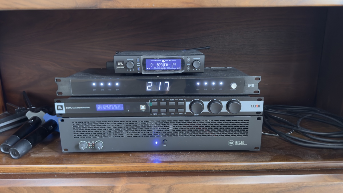 Khách hàngMinh Hàđánh giá về sản phẩmMicro không dây JBL VM300